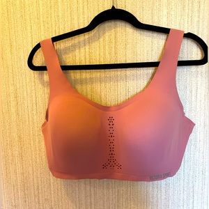 36 DDD Victoria’s Sport Bra